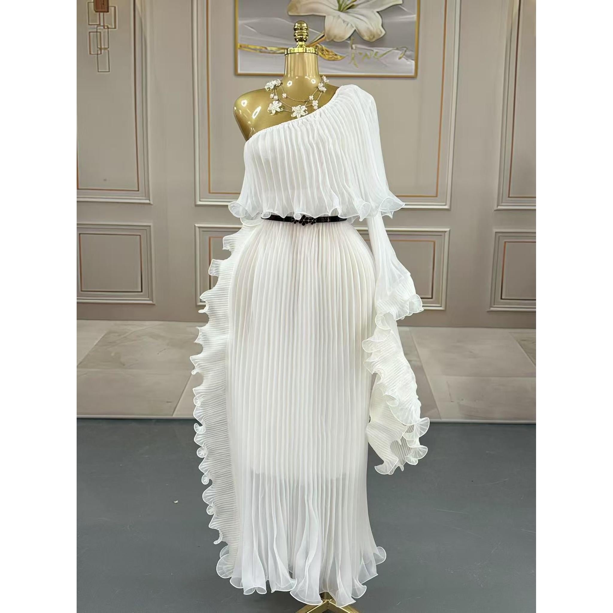 Horizon Essentials | Elegant One-Shoulder Evening Dress