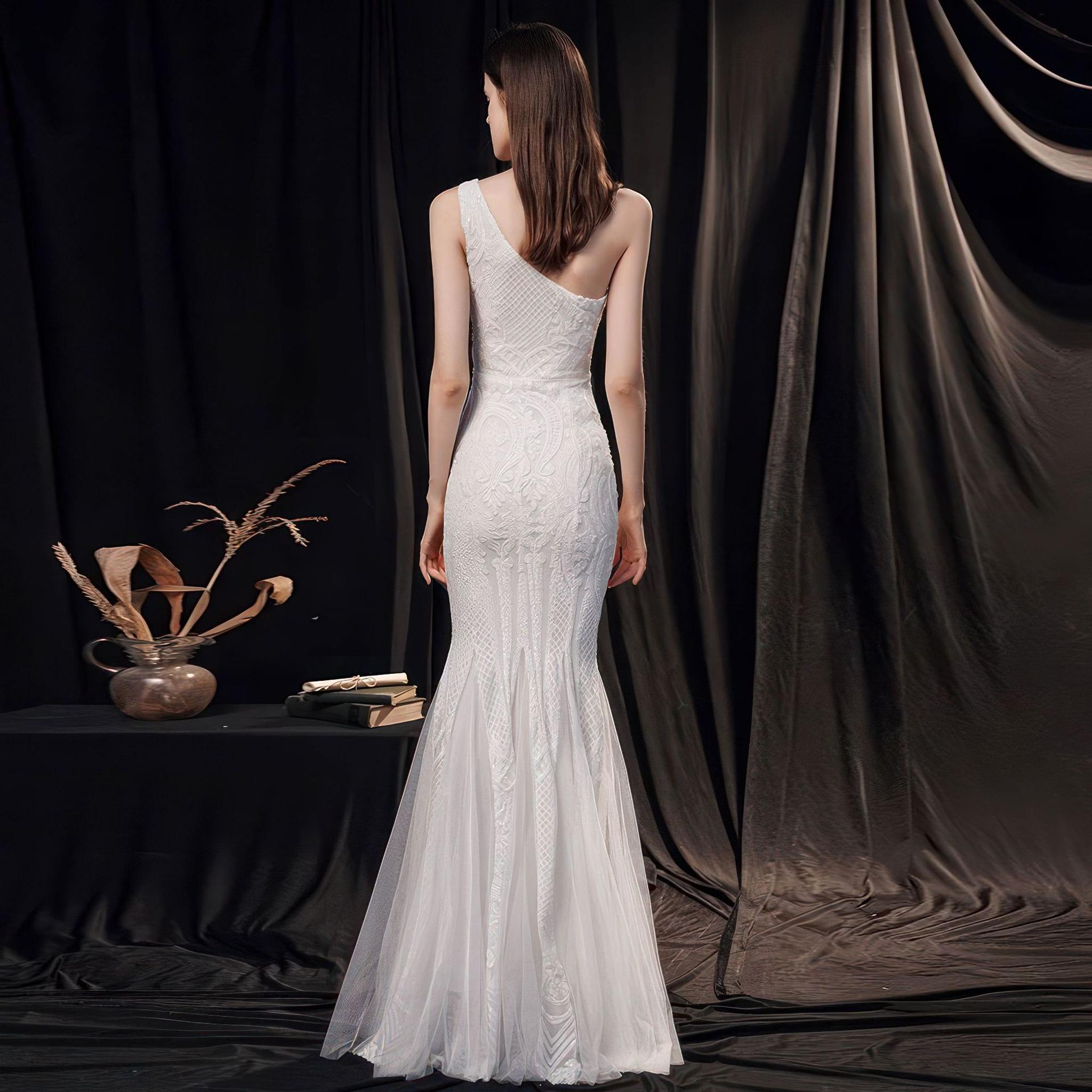 Horizon Essentials | Elegant Slimming Fishtail Dinner Dress