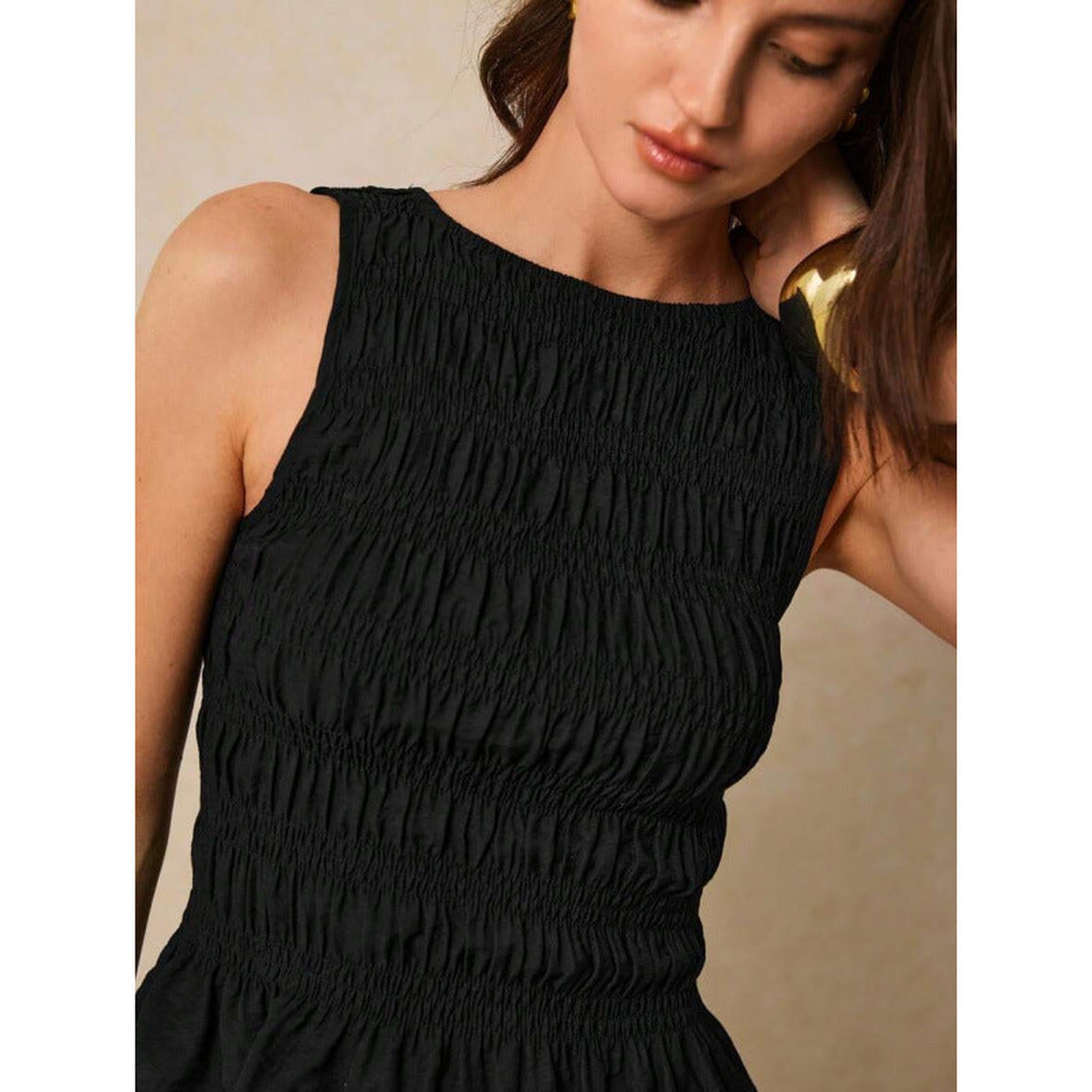 Horizon Essentials | Premium Solid-Color Pleated Tank Top