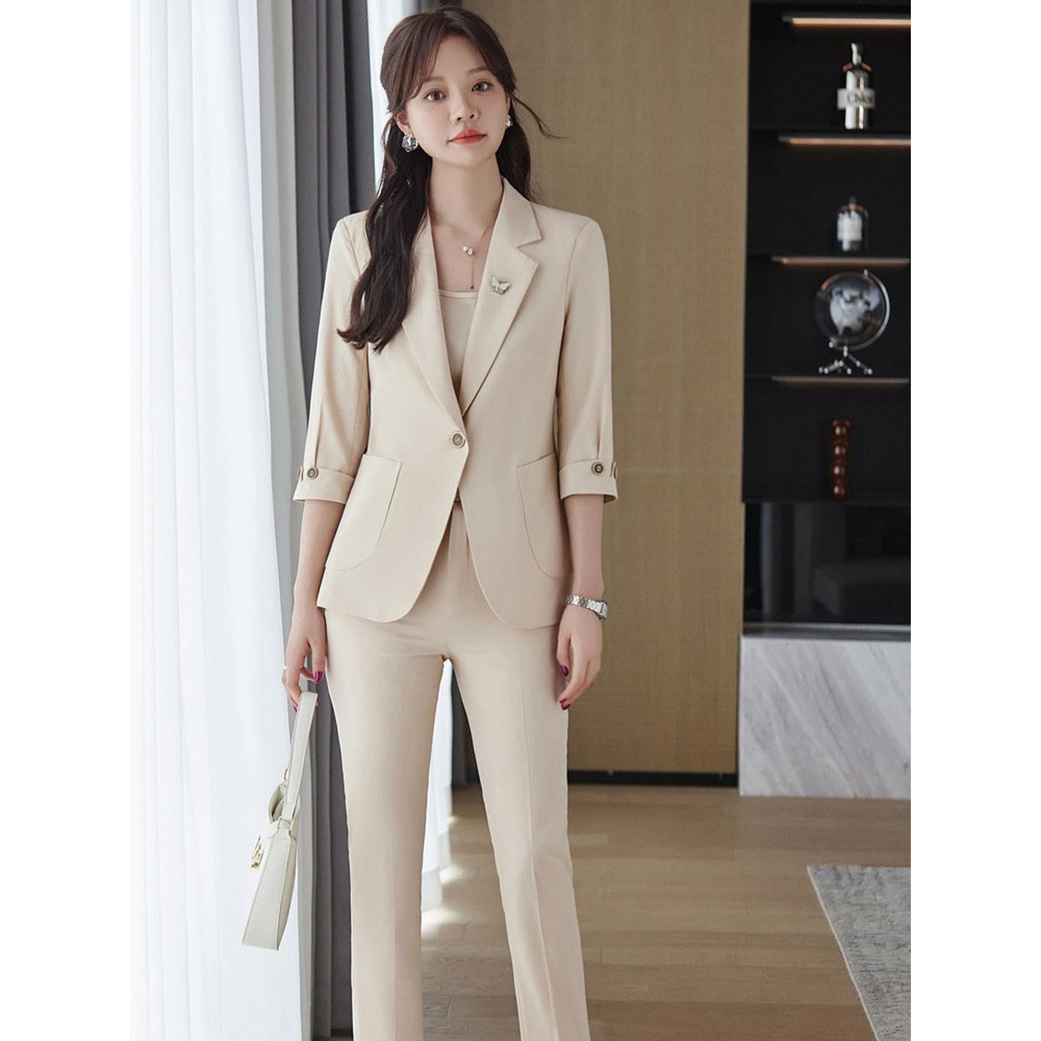 Horizon Essentials | Stylish Slim-Fit Petite Pants