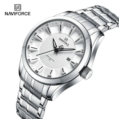 Men's Waterproof Quartz Watch With Stainless Steel Band