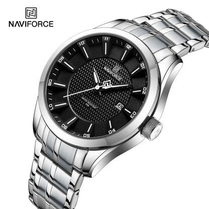 Men's Waterproof Quartz Watch With Stainless Steel Band