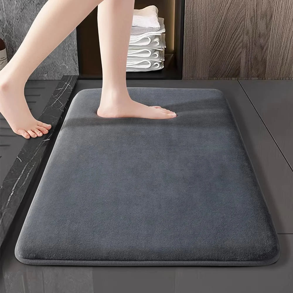 Super Absorbent Bathroom Floor Mat – Non-Slip Suede