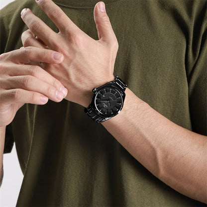 Men's Waterproof Quartz Watch With Stainless Steel Band