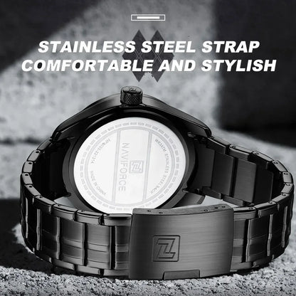 Men's Waterproof Quartz Watch With Stainless Steel Band