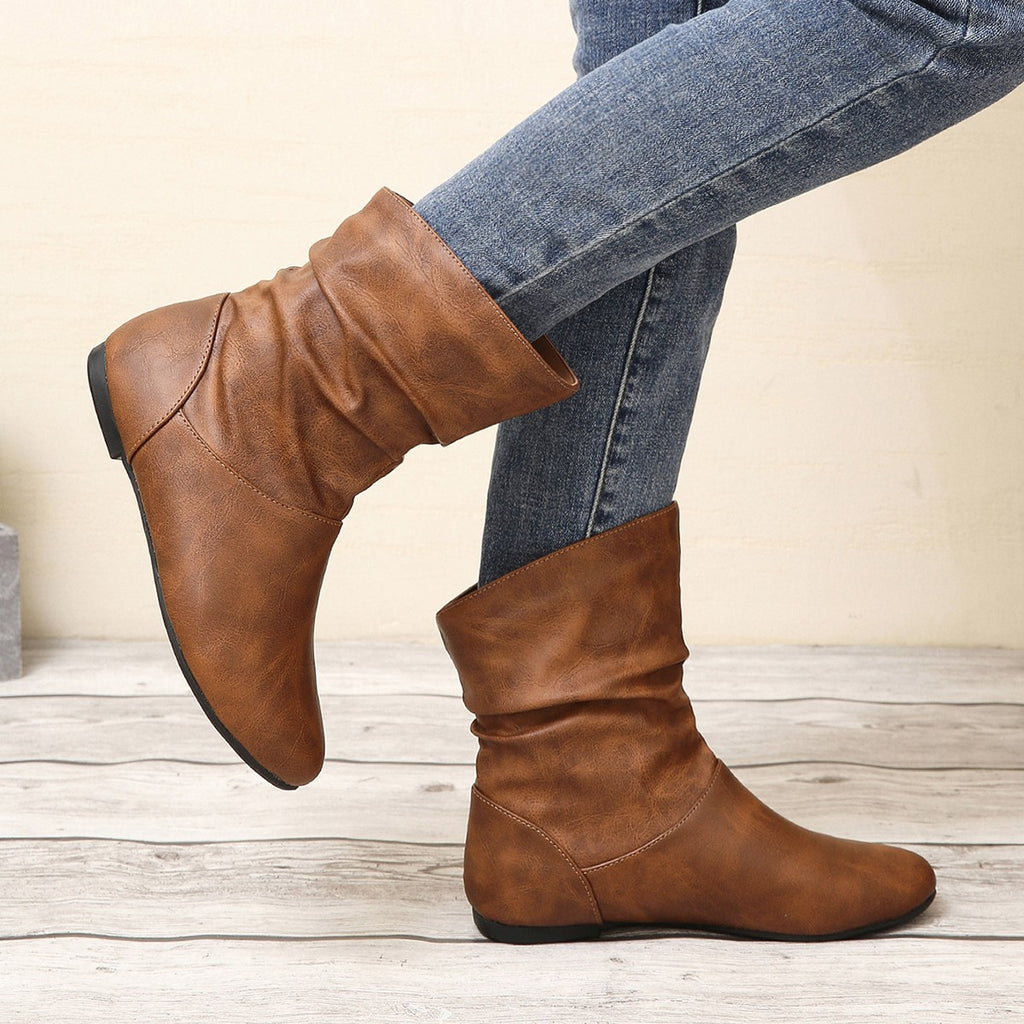 Flat Leather Boots Premium Essentials