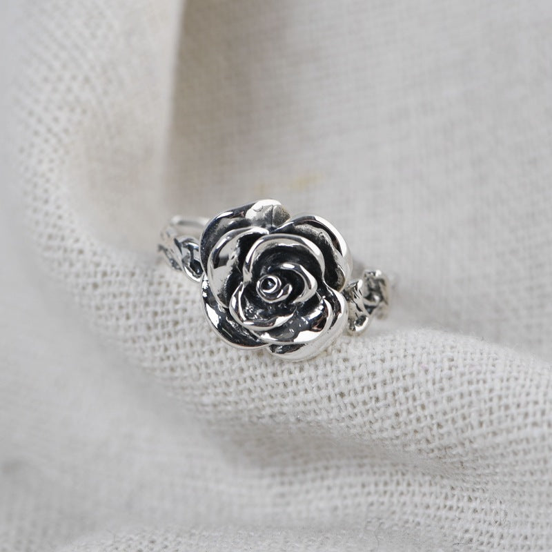 Vintage S925 Silver Thai Ring