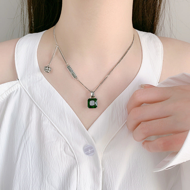 Retro Silver Emerald Necklace